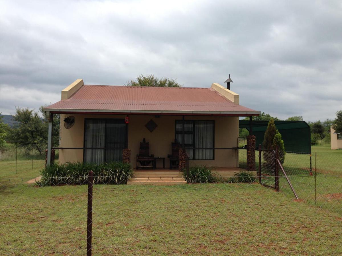 Votadini Country Cottages Magaliesburg Eksteriør billede